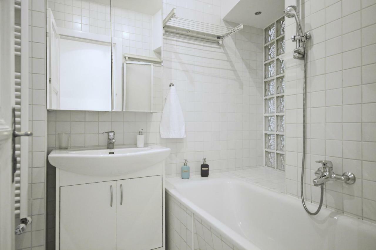Luxury Gold Plated Suite In Calm Central Location Budapest Eksteriør billede