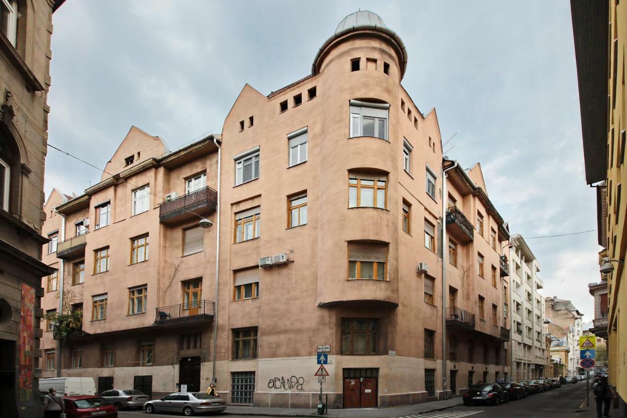 Luxury Gold Plated Suite In Calm Central Location Budapest Eksteriør billede